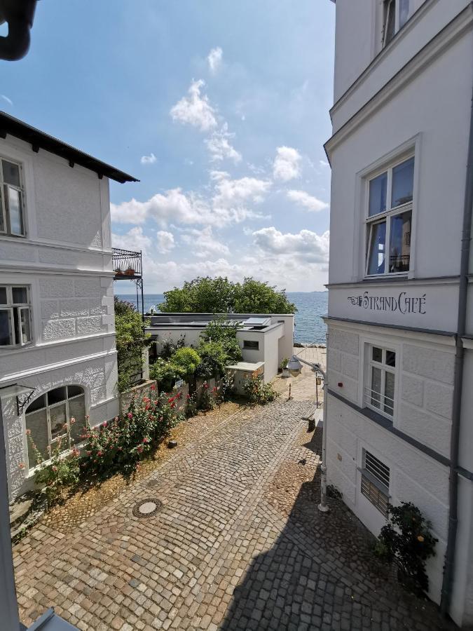 Homelig Altstadt Ferienwohnungen ซาสนิทซ์ ภายนอก รูปภาพ